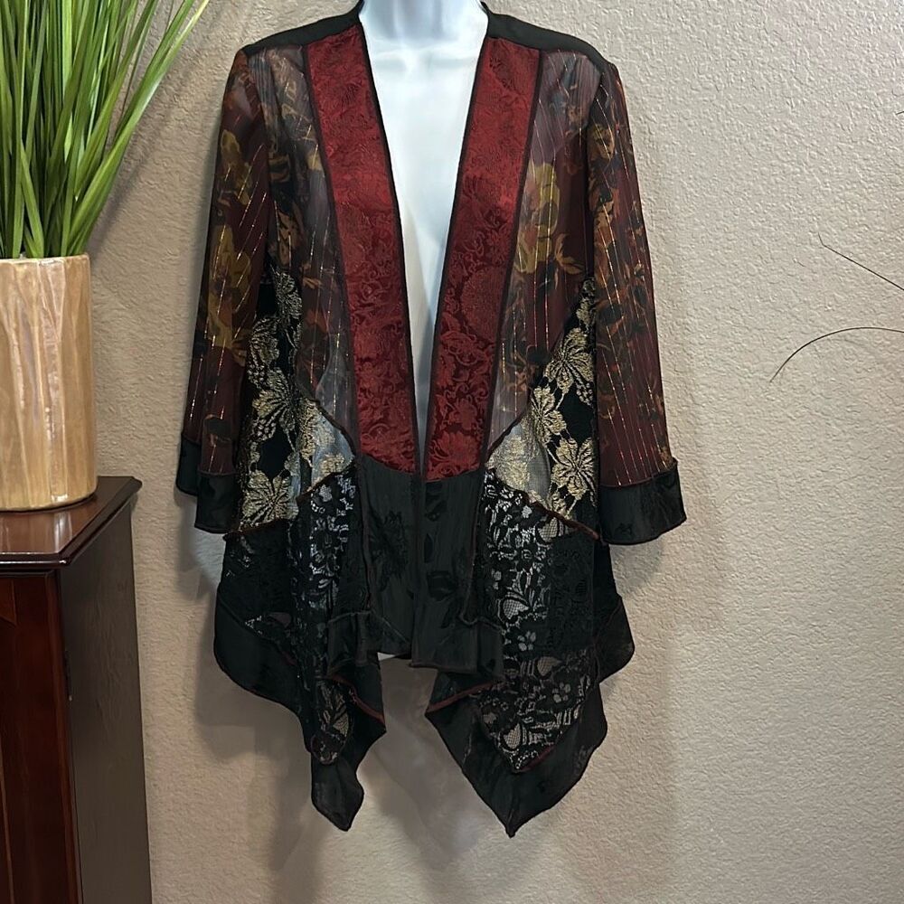 #553 Studio VK, fancy, kimono style open cardigan, size medium